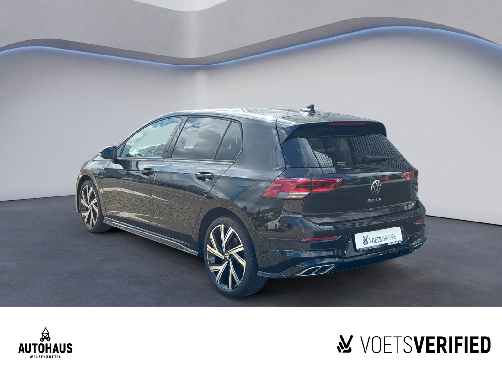 Volkswagen Golf VIII R-Line 1.5 eTSI DSG NAVI+App+SHZ imagem 3