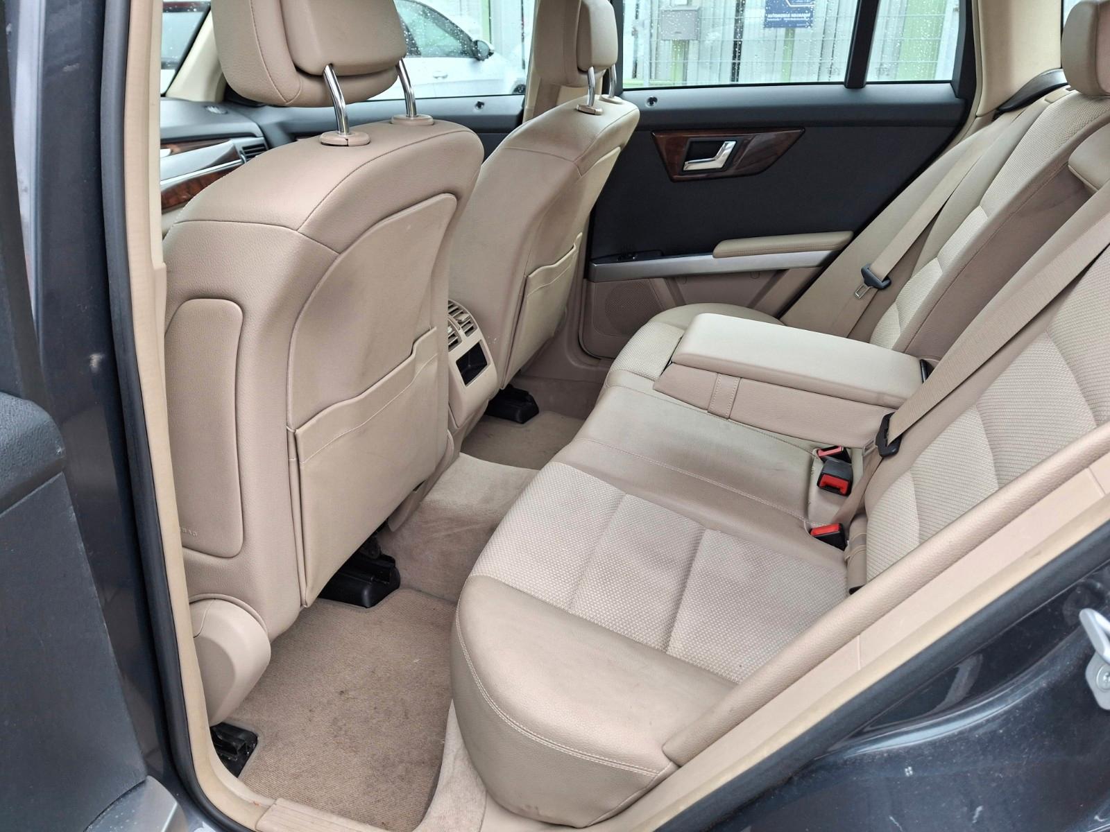 Mercedes-Benz GLK220 2011 — photo 11