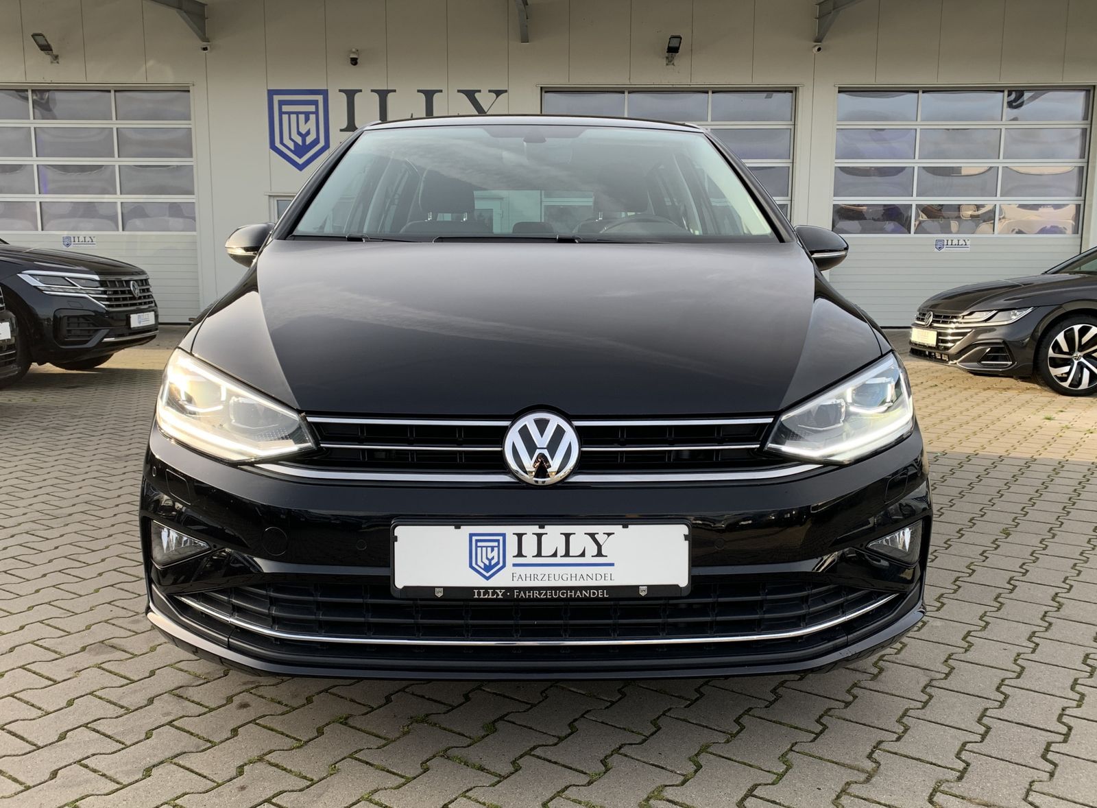 Fahrzeugabbildung Volkswagen Golf Sportsvan 1.5 TSI*Highline*LED*ACC*Klima*