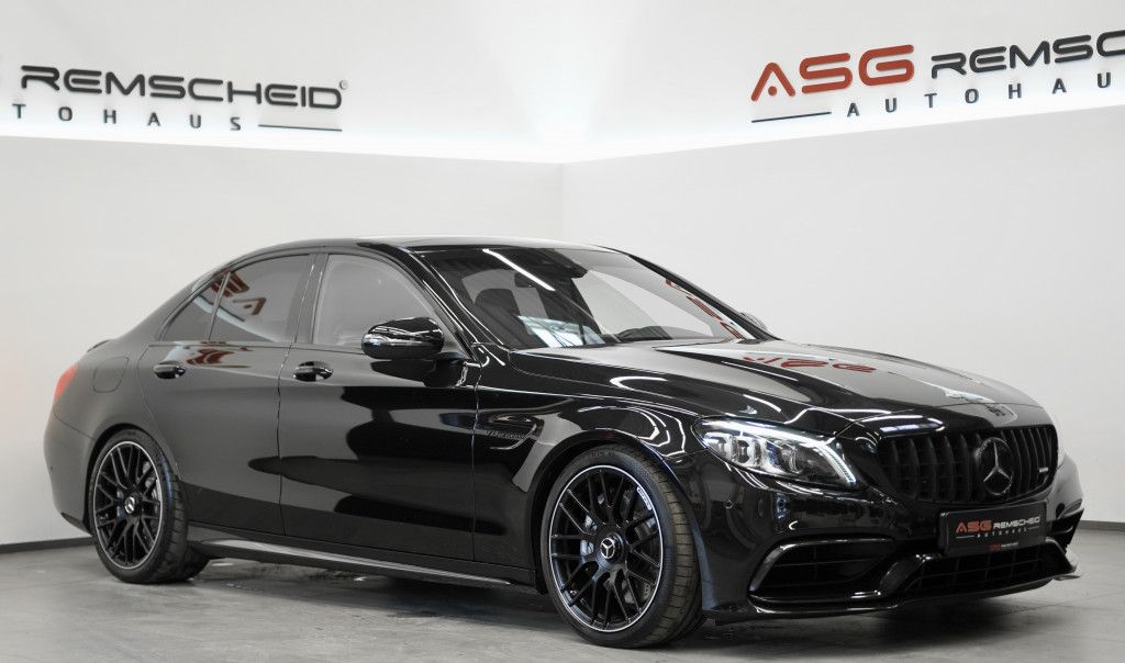 Mercedes Benz C 63 Amg