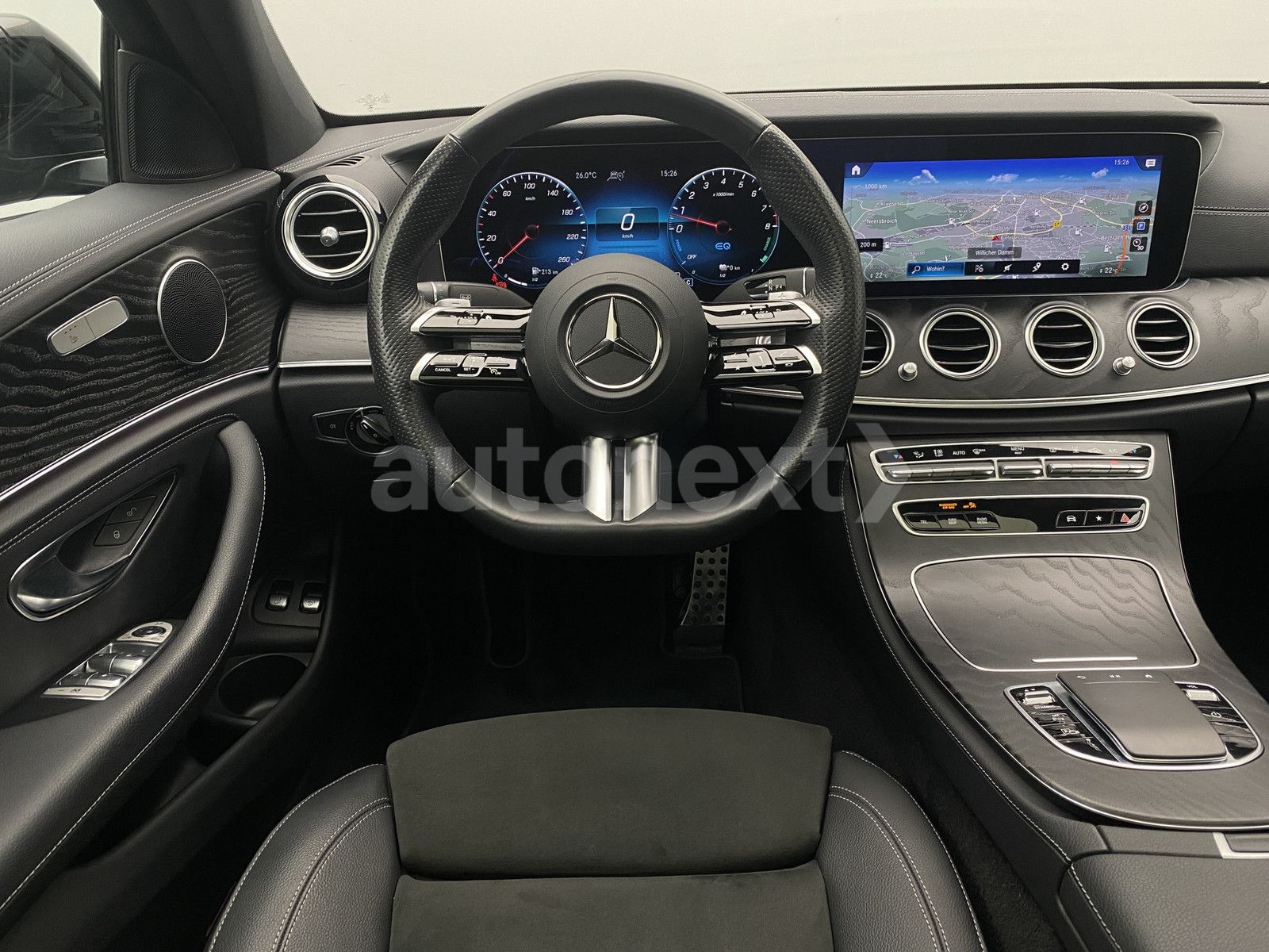 Mercedes-Benz E 300e *2x AMG Line+Night* PANO+DISTRONIC (7862) imagem 2