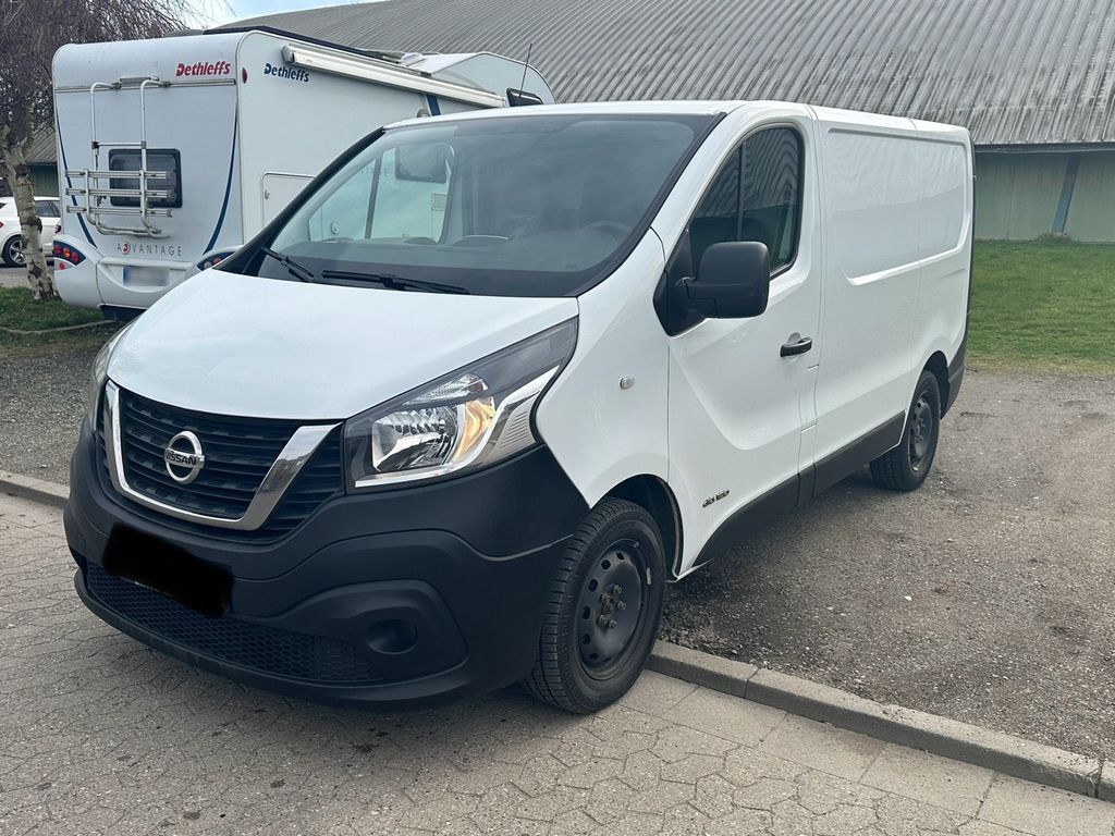 Image of Nissan NV300