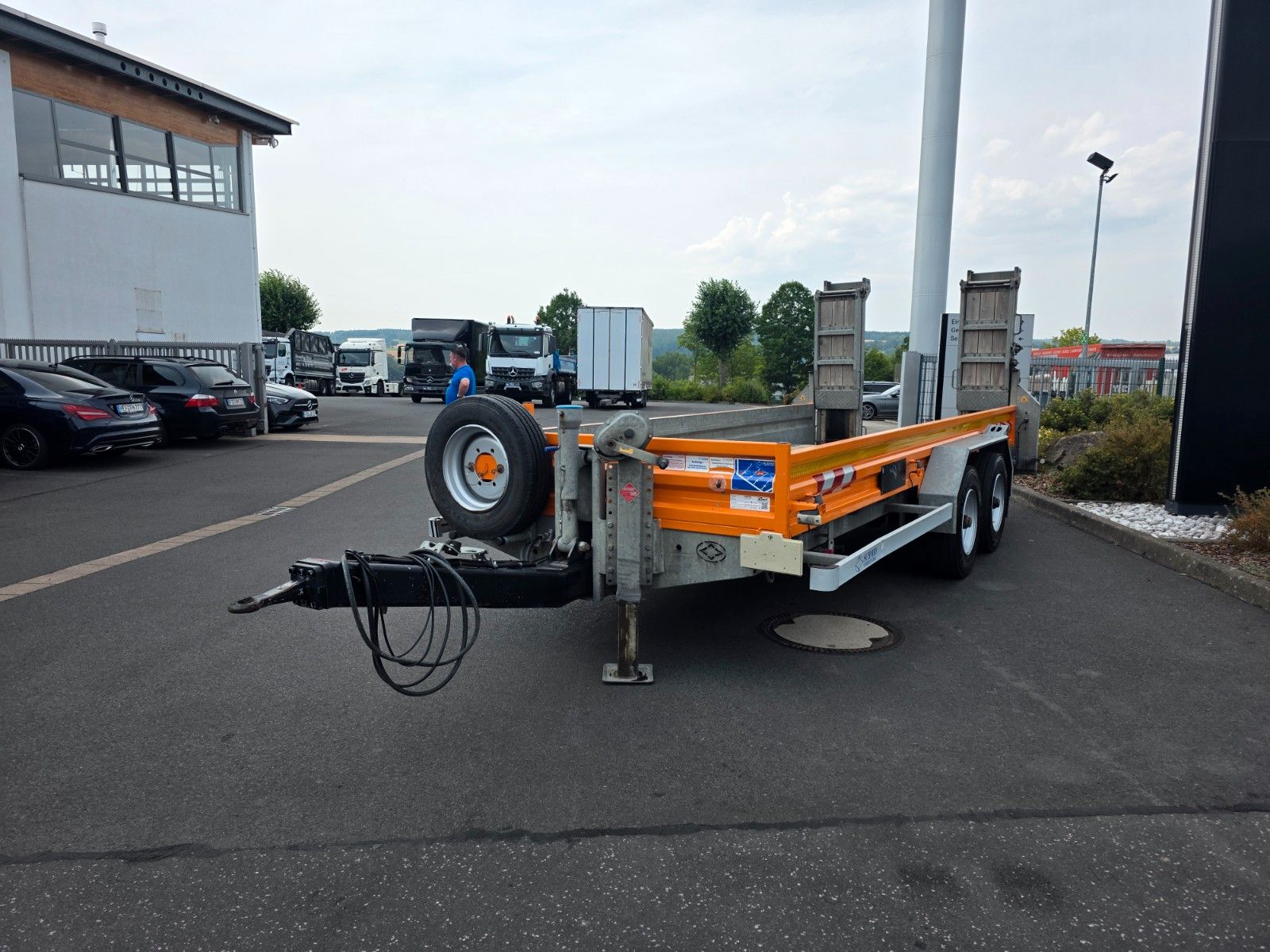 Fahrzeugabbildung Andere Schmid MTT 890 Tieflader mit Rampen