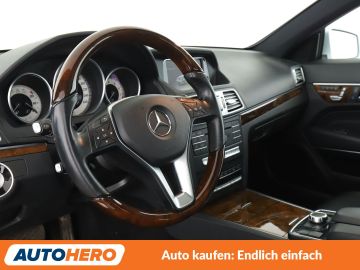Mercedes E 320 - 11