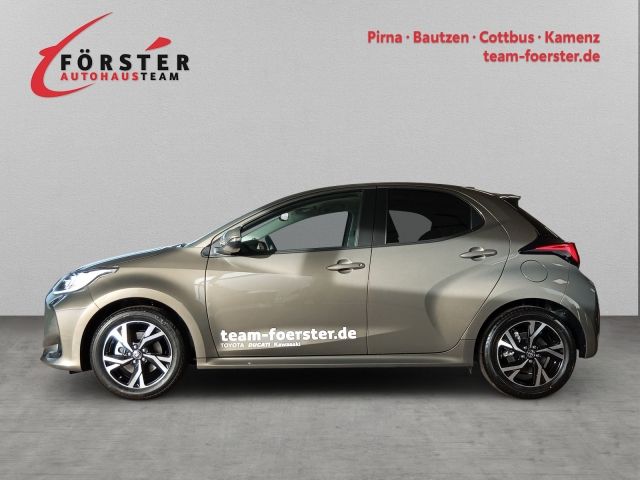 Toyota Yaris 1.5 Hybrid Teamplayer *COMFORT-PAKET* imagem 2