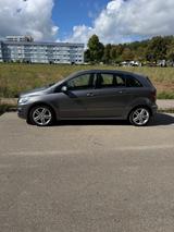 Mercedes-Benz B 170 Autotronic - - Mercedes-Benz B 170 in Stuttgart