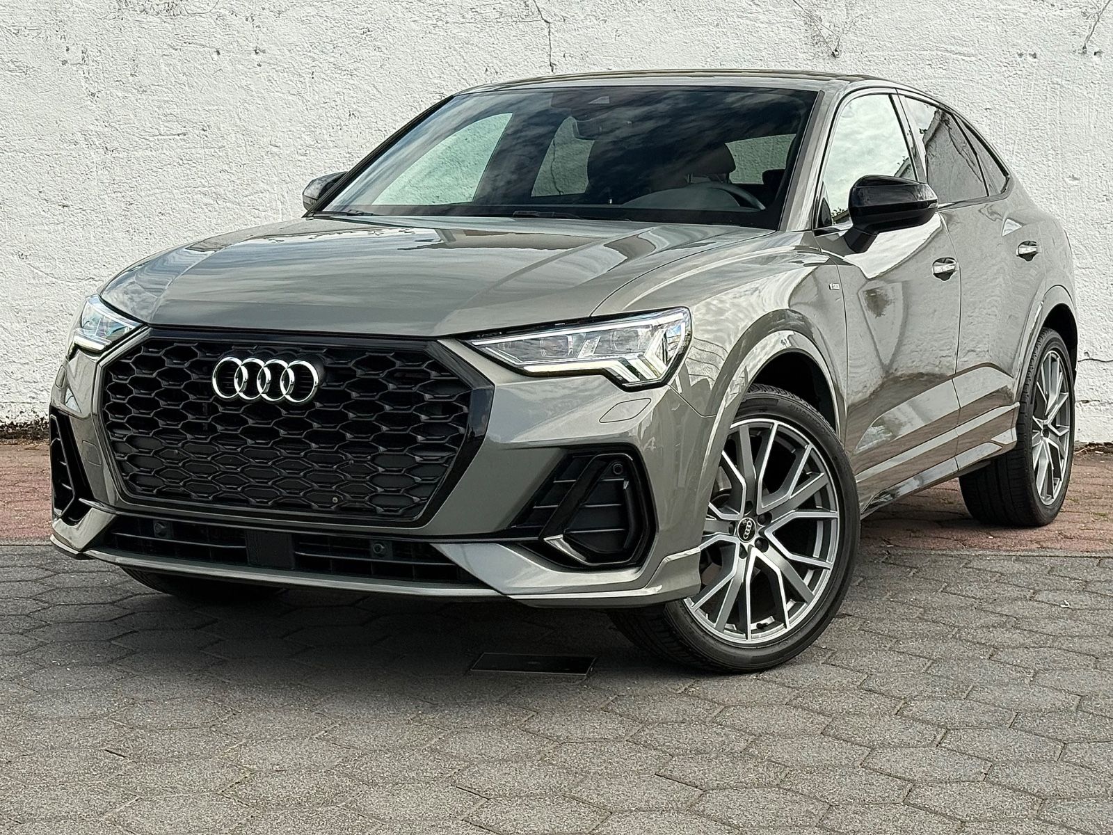Audi Q3 Sportback 35 TFSI S line Virtual, Kamera, 20°