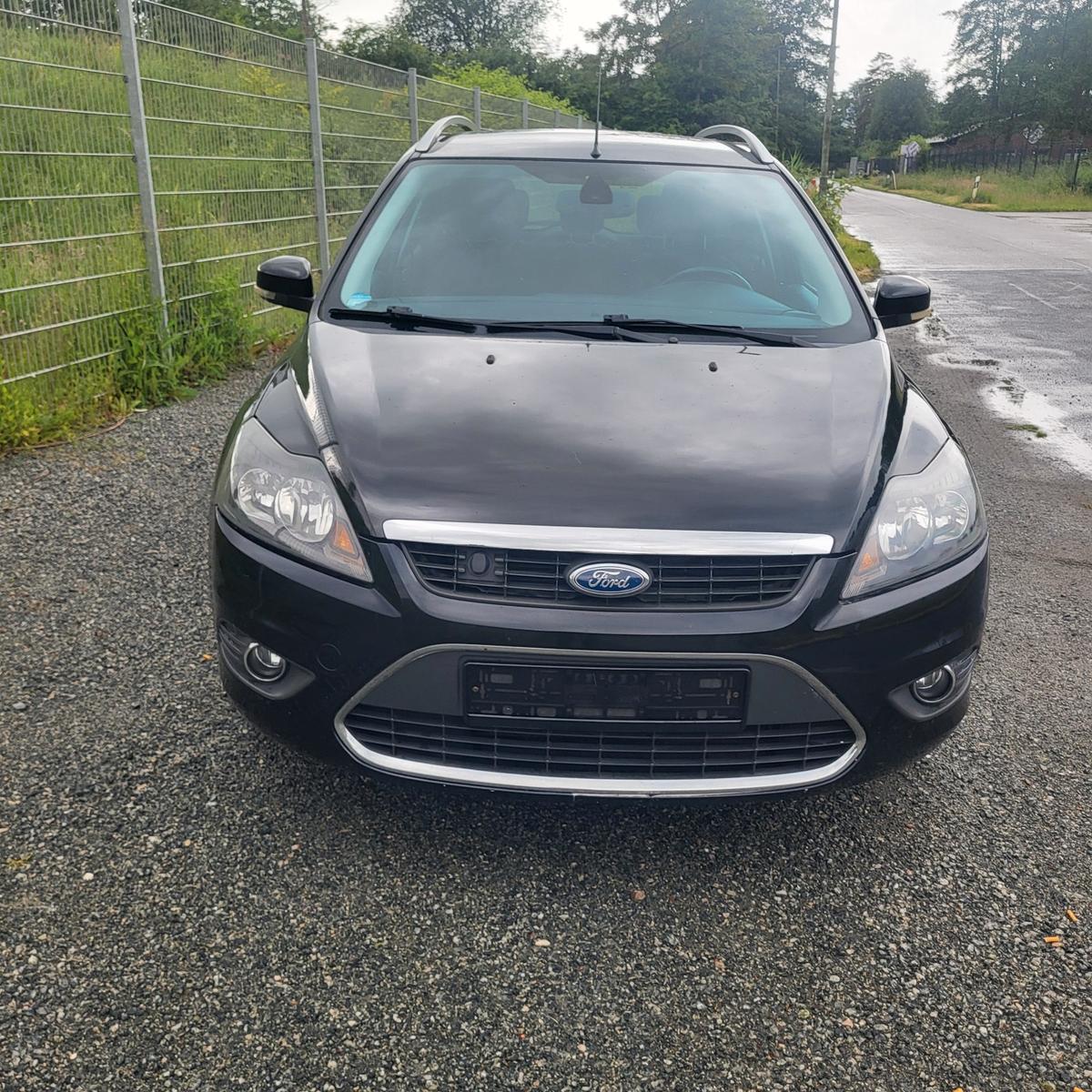 Ford Focus 1,8 flexifuel Ambiente Turnier