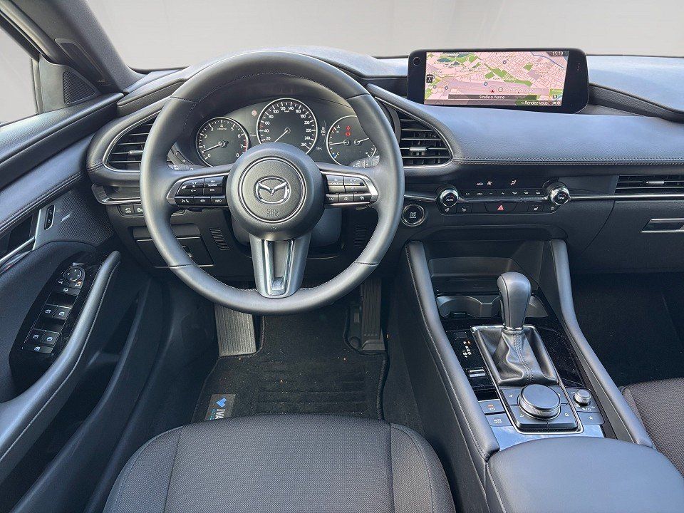 Fahrzeugabbildung Mazda 3 2.5i 140PS A/T Exclusive
