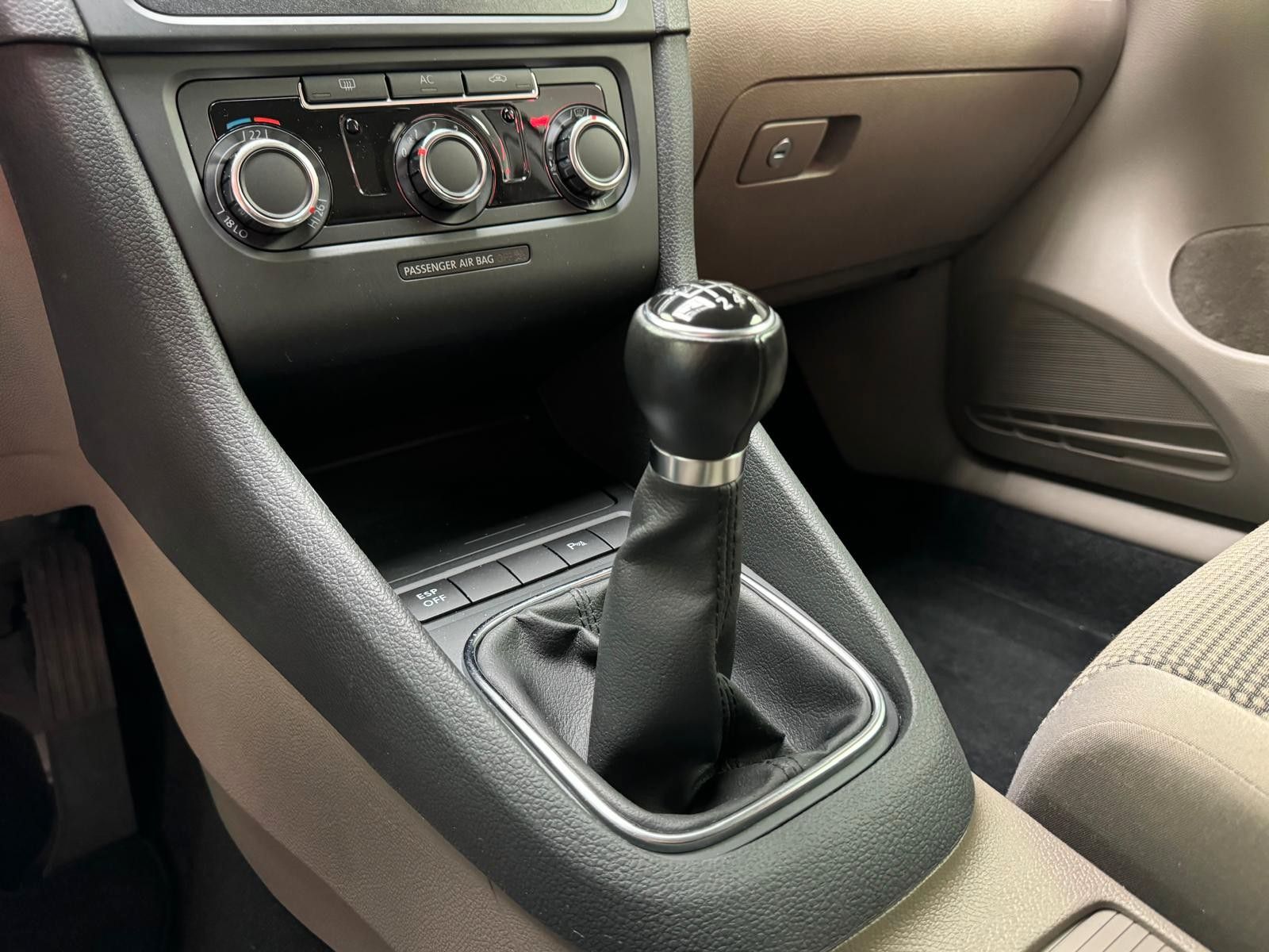 Fahrzeugabbildung Volkswagen Golf VI 1.4 TSI Comfortline*15.000km!*