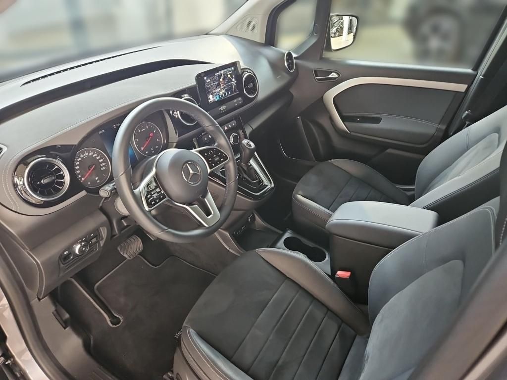 Fahrzeugabbildung Mercedes-Benz T 180 d PROGRESSIVE Navi LED PTS RFK SHZ Tisch