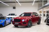 Bentley Bentayga EWB Mulliner - rote Bentley Bentayga