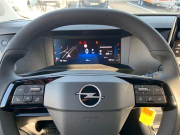 Bild 18 Opel Vivaro Kombi XL 8 Sitze 8 AT Vorlauf als TZ