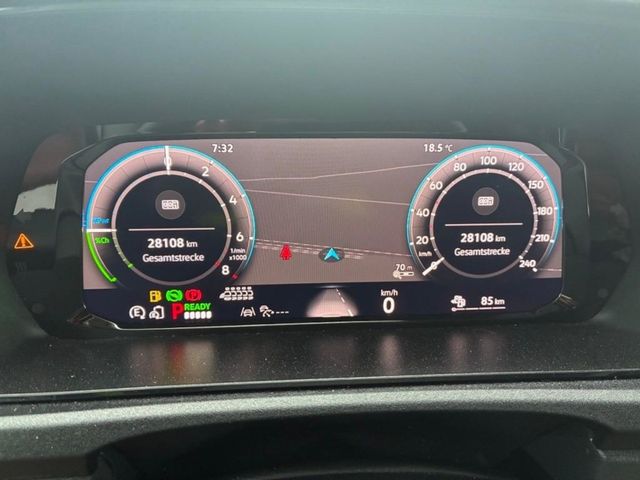 Volkswagen Caddy Maxi eHYBRID DSG NAV ACC APP KAMERA 7SITZ