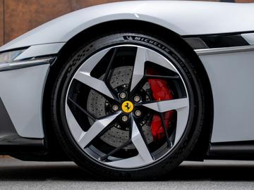 2025 Ferrari 12CILINDRI 缩略图 15