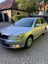 Skoda Octavia Combi 1.9 TDI PD DPF DSG Classic Classic - Skoda Octavia mit Diesel-Antrieb: Kombi, Automatik, 1.9