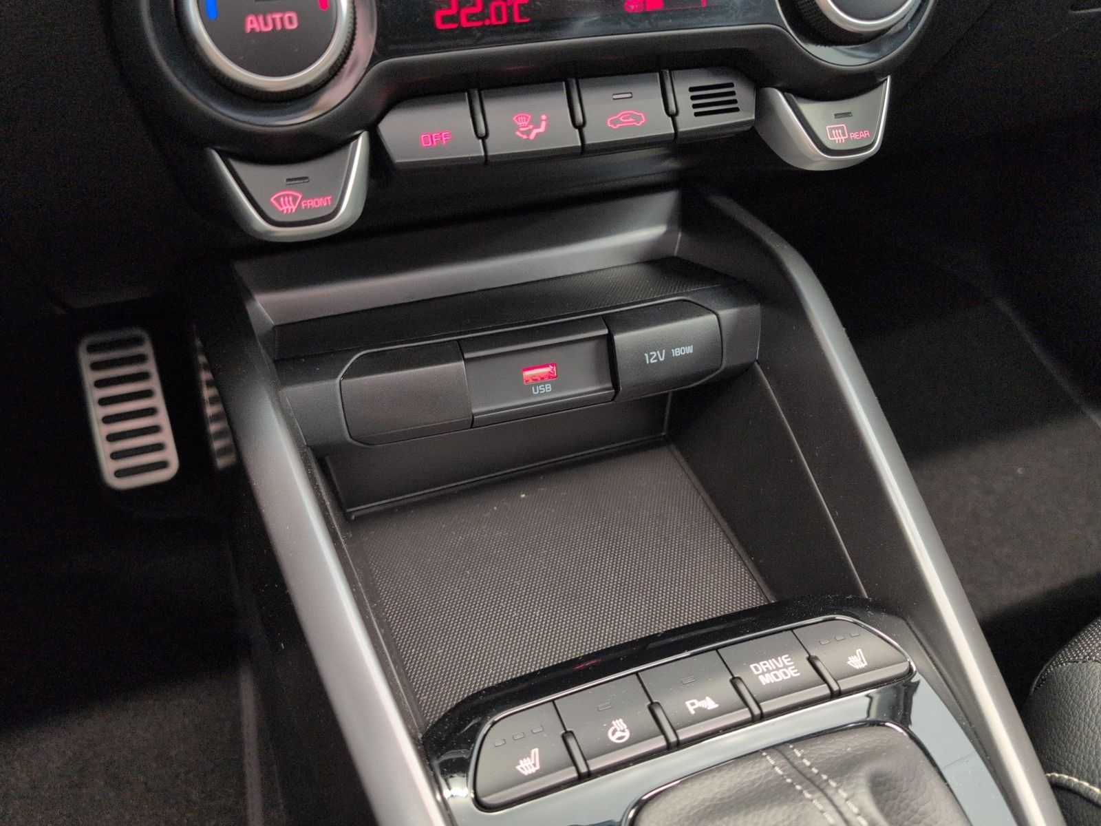 KIA Stonic  1.0 T-GDI 100 48V DCT GT-Line Technologie – Bild 20