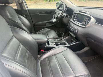 KIA Sorento - 12