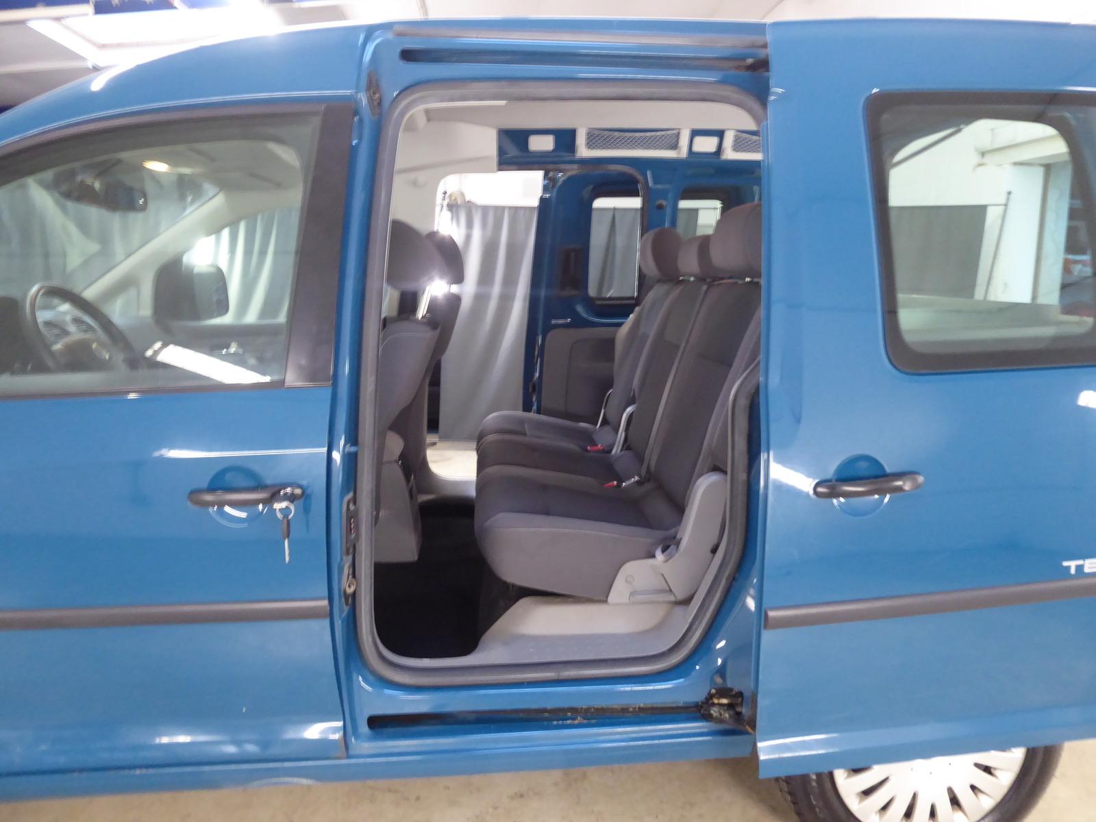 Volkswagen Caddy 2010 — photo 13