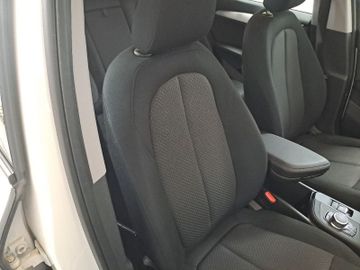BMW X1 - 10