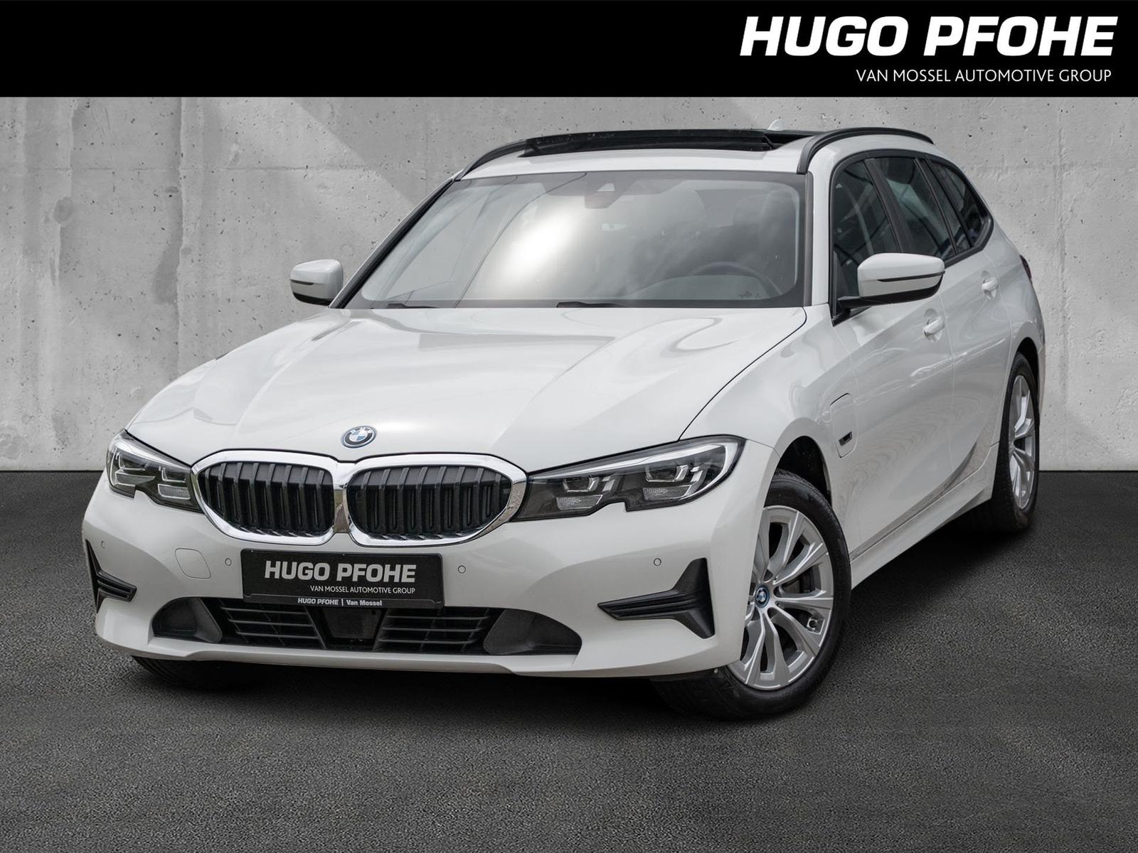 BMW 320e xDrive touring. ACC