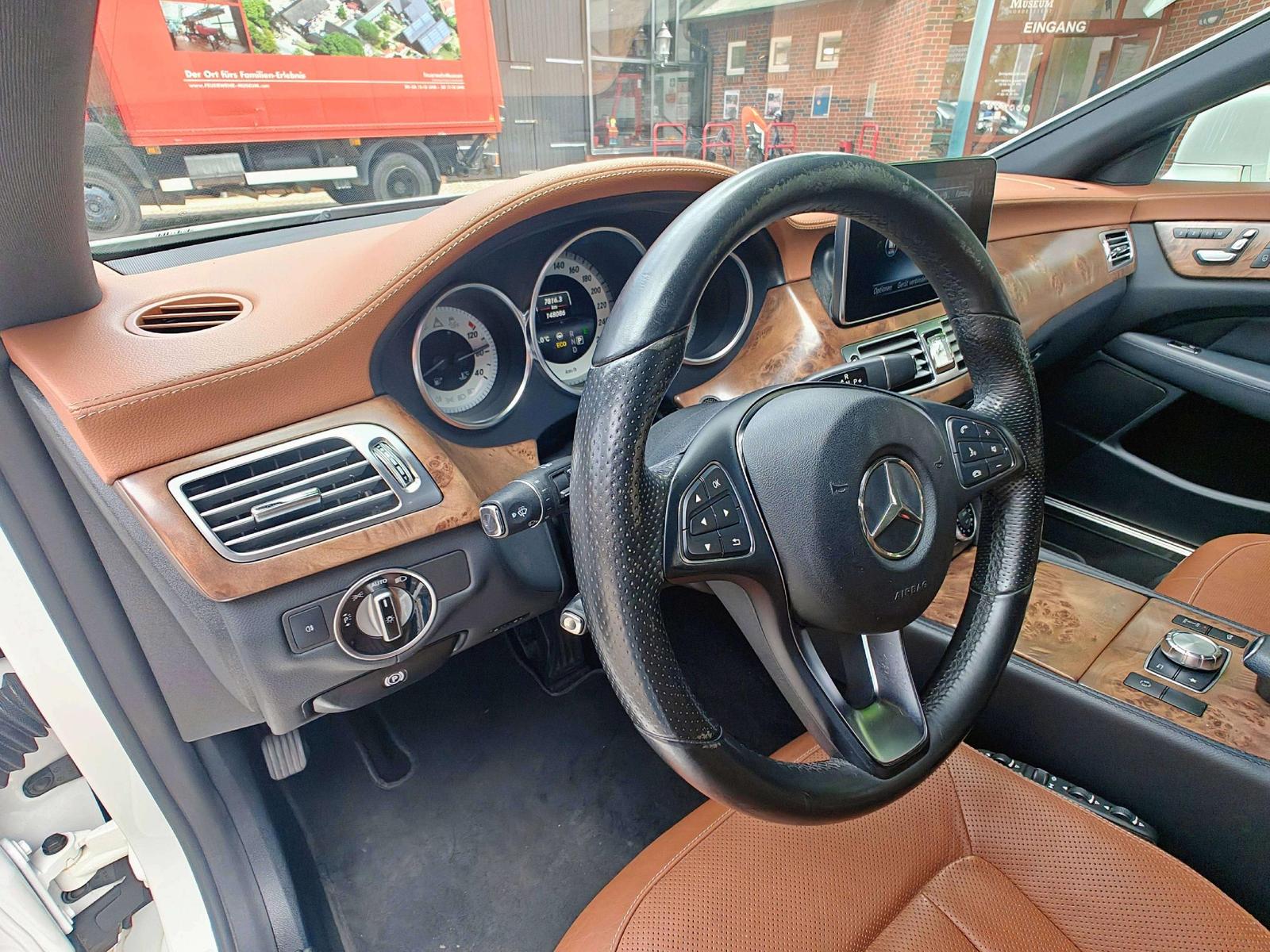 Mercedes-Benz CLS 250 CLS 250 CDI BlueTec MultiBeam /