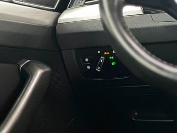 Volkswagen Passat Variant - 11