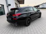 Hyundai i30 cw Intro Edition Automatik Navi Kamera Alu - Hyundai i30 Intro mit Diesel-Antrieb