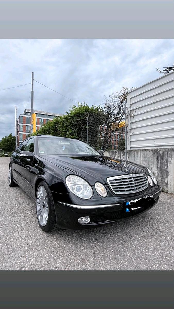 Mercedes-Benz E 200