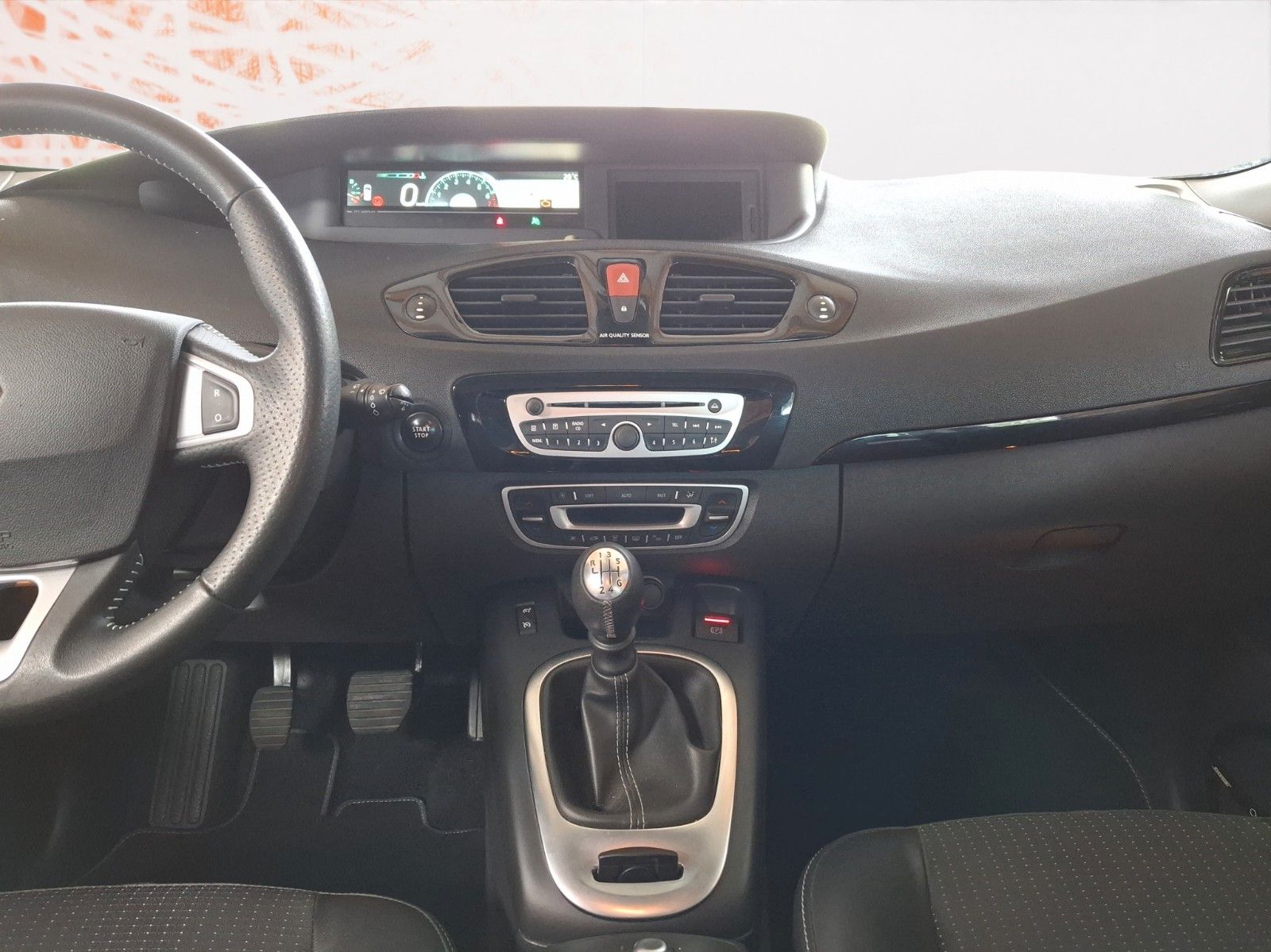 Fahrzeugabbildung Renault Scenic III BOSE Edition * 2. Hand * Navi * SZH *