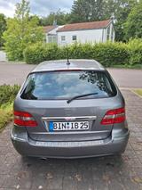 Mercedes-Benz B 180 Autotronic - - gebrauchte Mercedes-Benz B 180 aus dem Jahr 2009