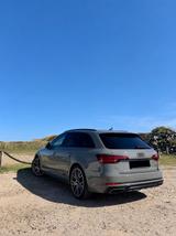 Audi A4 2.0 TDI Avant S-line Quattro Edition One - Audi A4: Edition