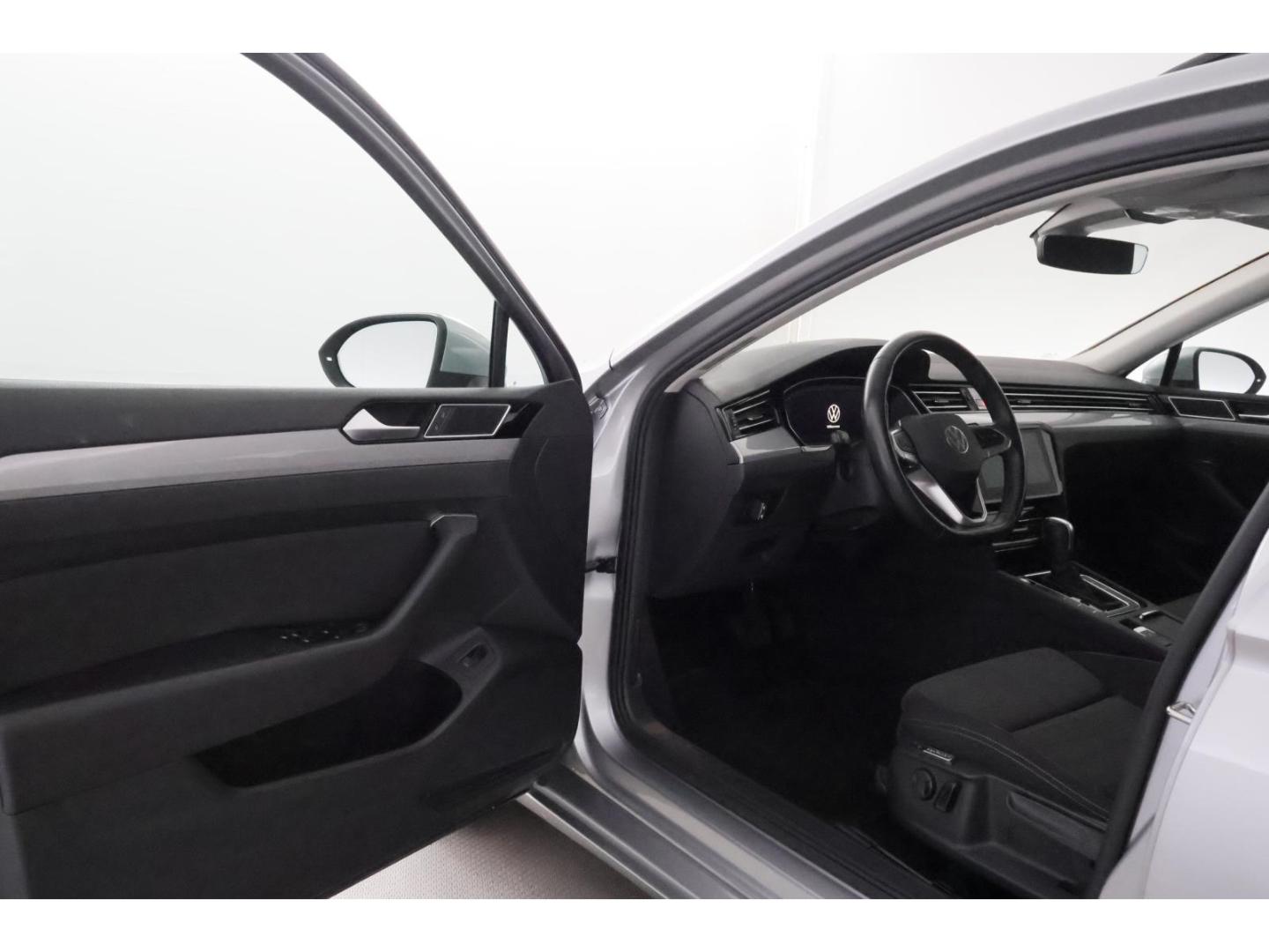 Volkswagen Passat 2.0TDI DSG Business+LED+VIRTUAL, миниатюра 8