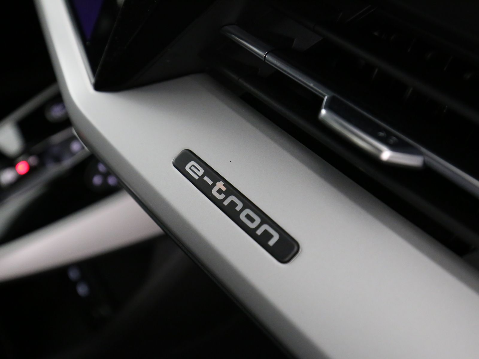Audi Q4 - Bild 21