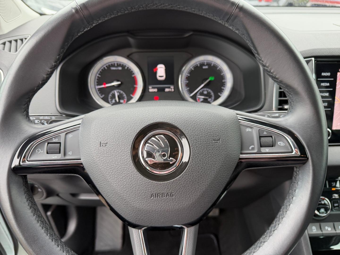 Skoda Karoq 1.5 TSI DSG Style *AHK*hzb Fronts*Navi*SHZ
