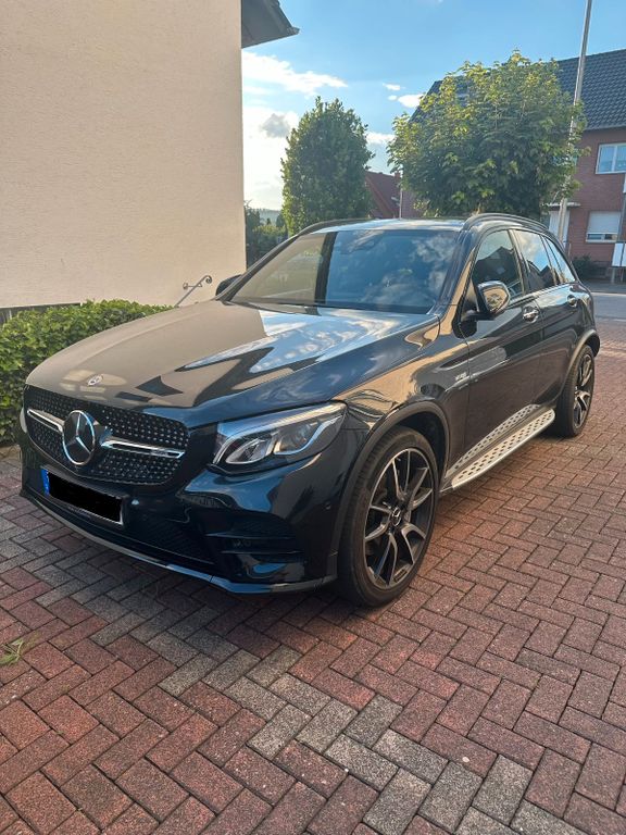 Image of Mercedes-Benz GLC 43 AMG