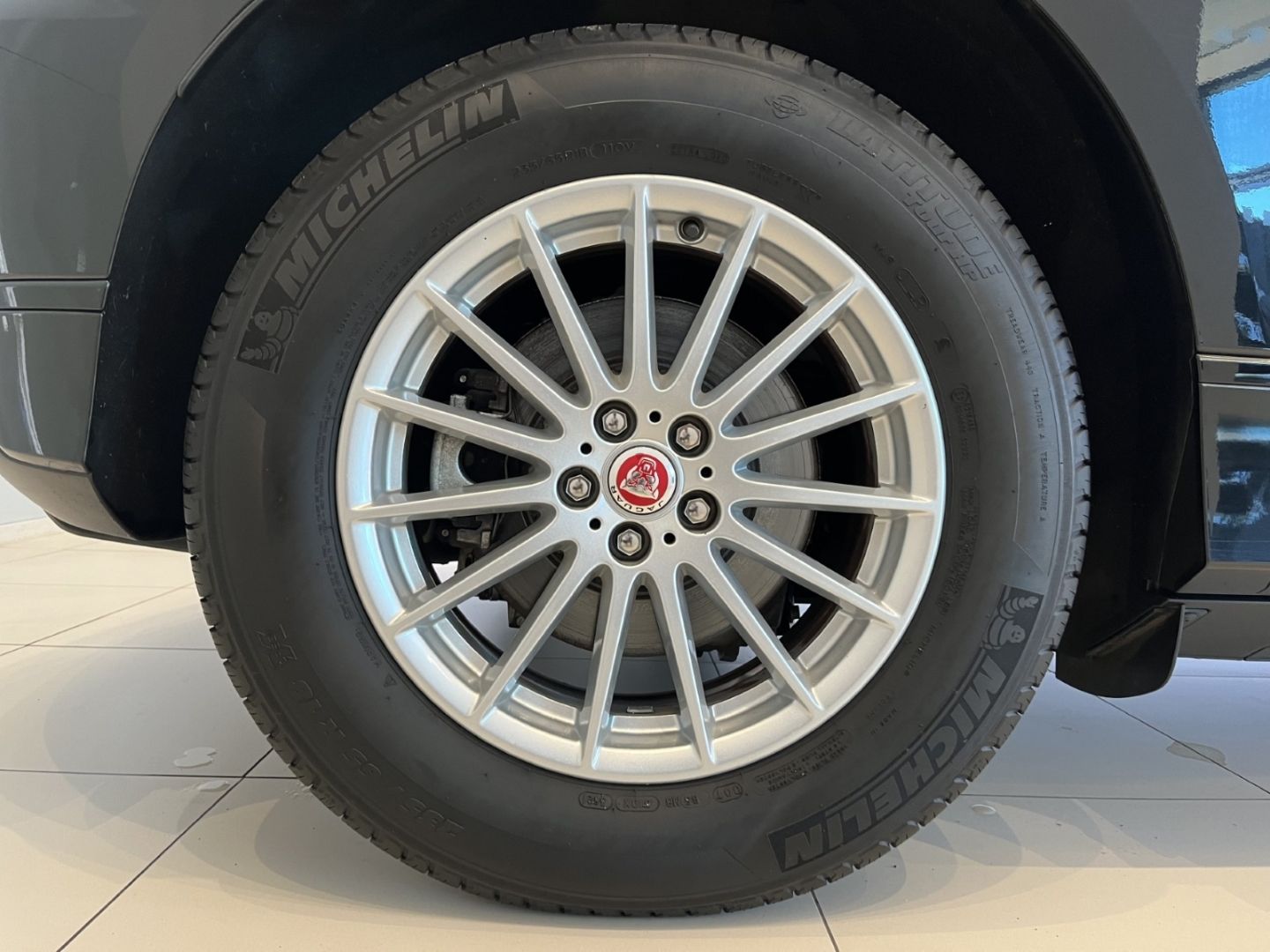 Fahrzeugabbildung Jaguar I-Pace EV400 S StandHZG Panorama Meridian