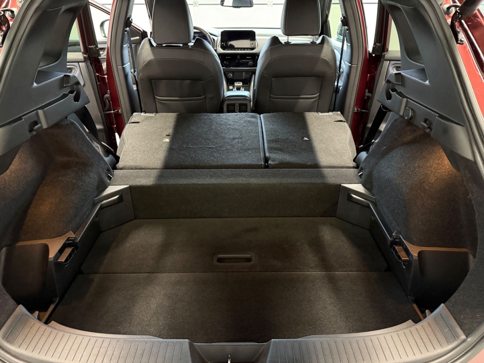 Fahrzeugabbildung Nissan Qashqai Tekna - Pano, HeadUp, Teilleder