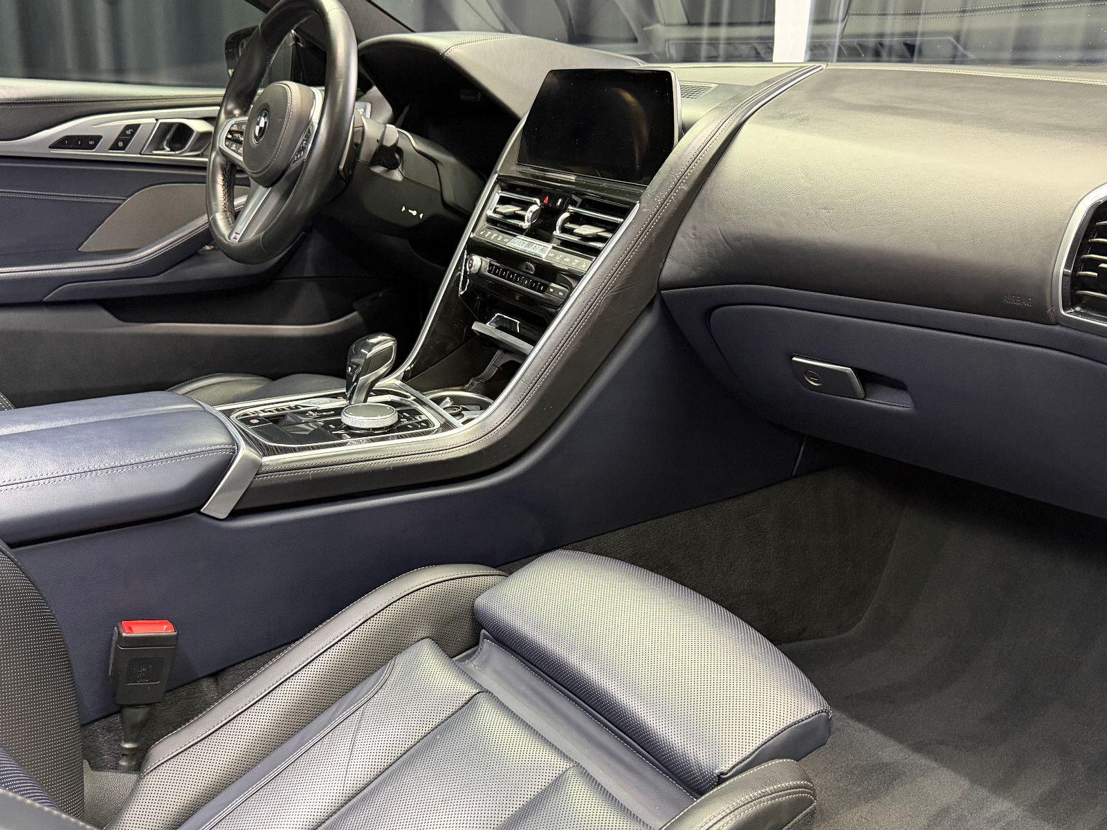 Fahrzeugabbildung BMW 840i xDrive M Sport|INDIVIDUAL|LASER|360|HUD