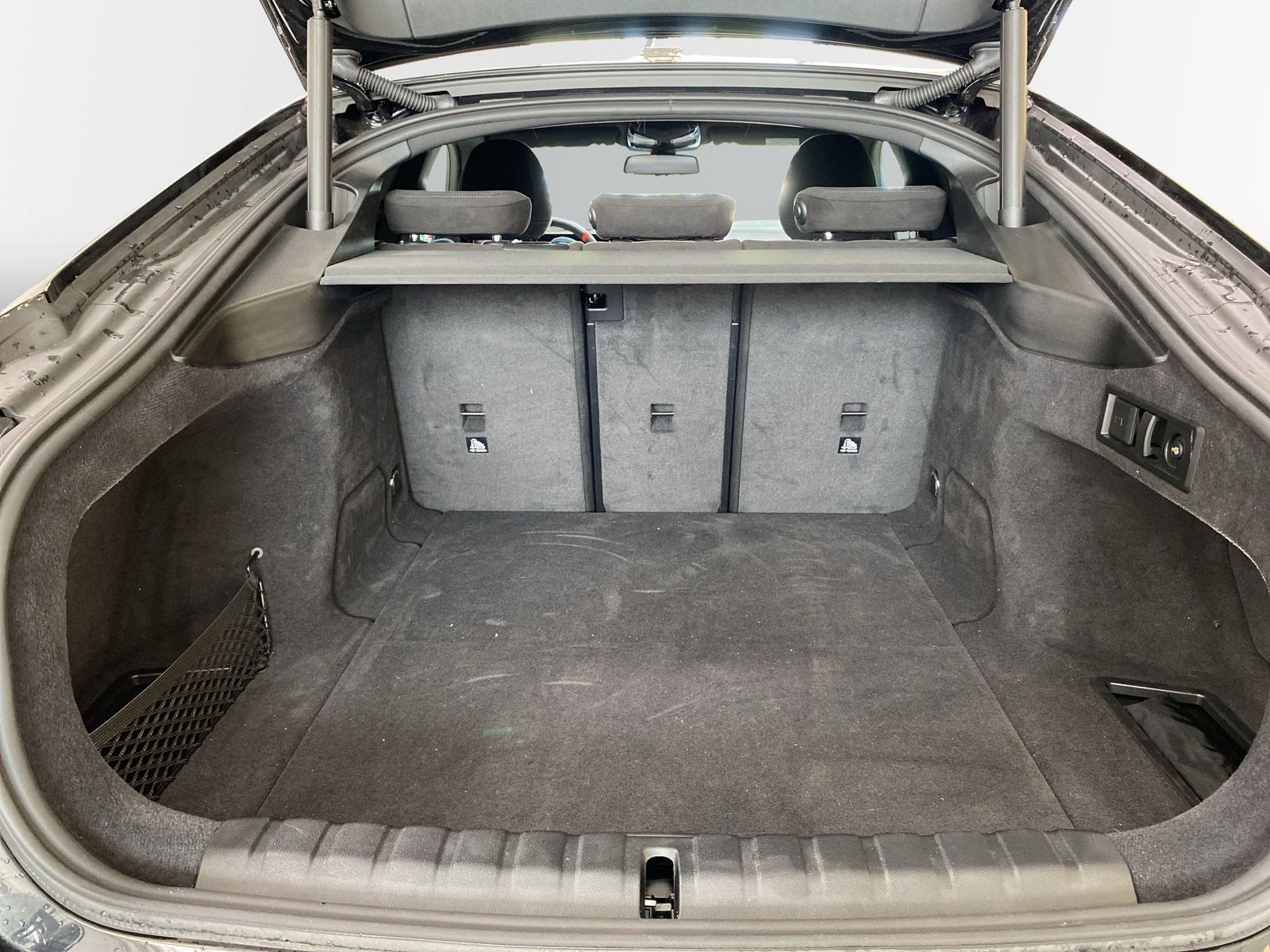 BMW i4 - Bild 16