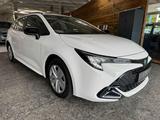 Toyota Corolla 1,8 Hybrid Black & White Touring Sports - Toyota Corolla aus 2025
