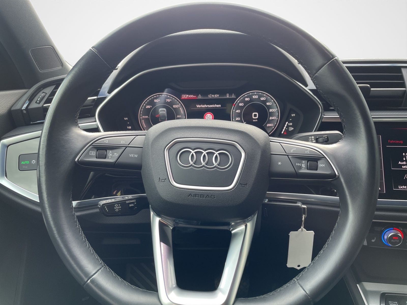 Audi Q3 Sportback 45 TFSI e S tronic S line  Navi LED foto 9