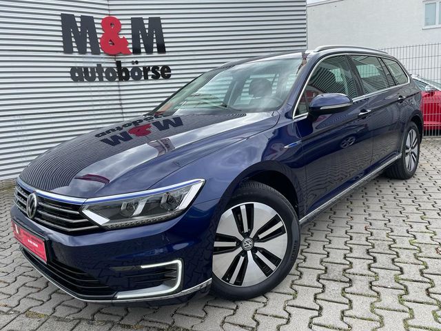 Volkswagen Passat Variant GTE ACC/AHK/HuD/PDC/Alcantara/Nav