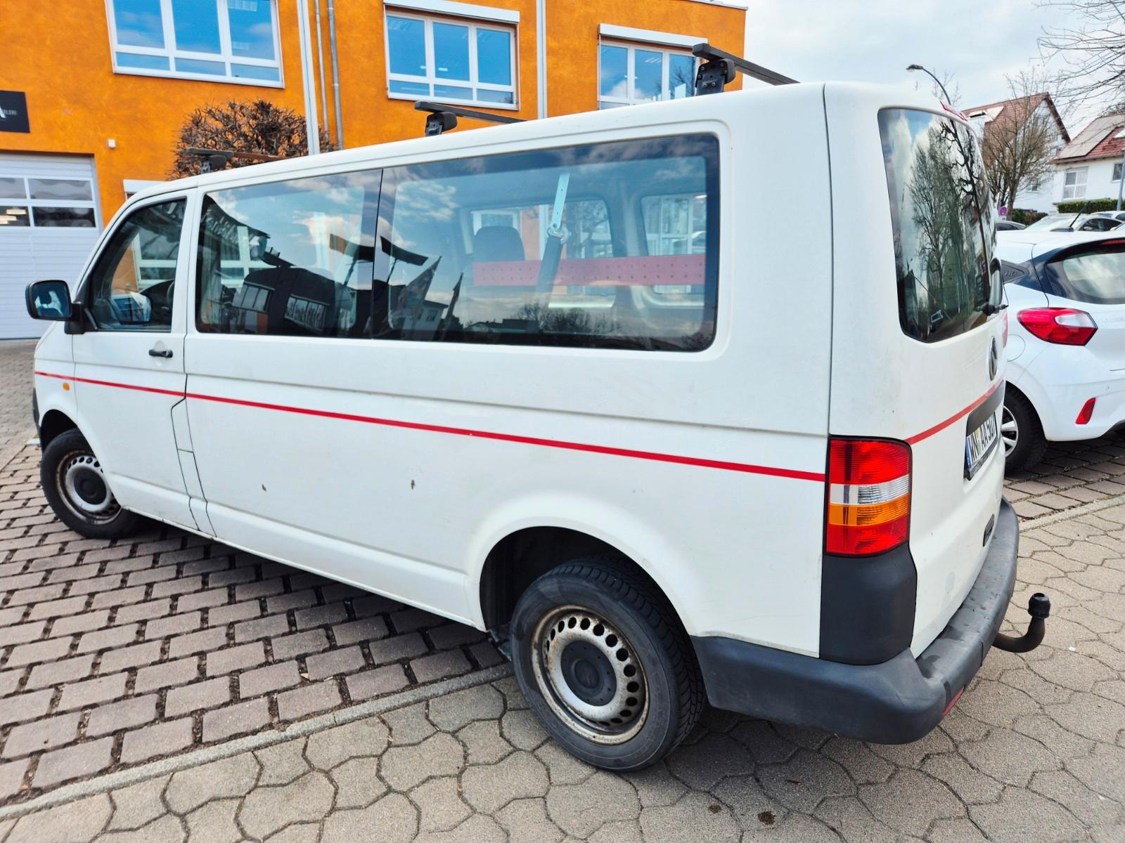 Volkswagen T5 Transporter Kasten-Kombi lang 8SITZER