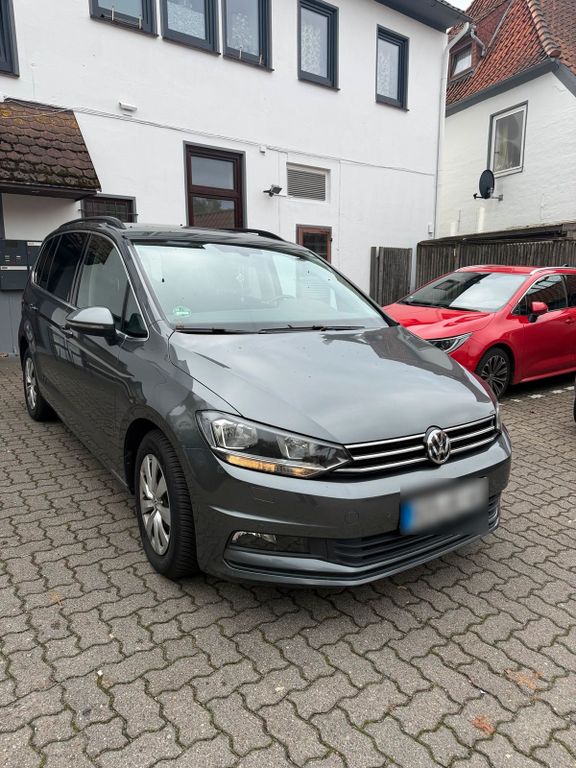 Image of Volkswagen Touran