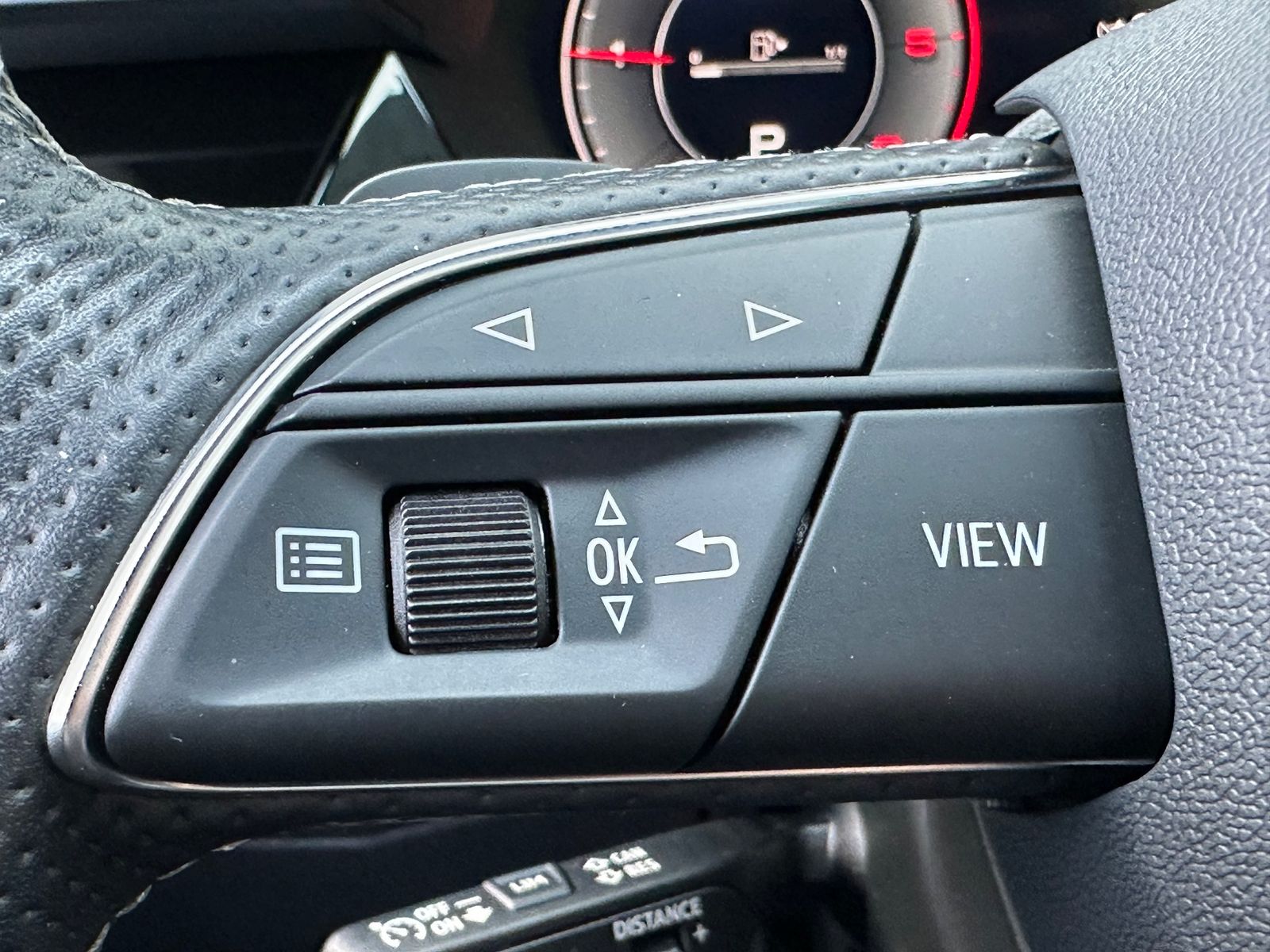 Fahrzeugabbildung Audi A3 SpB 35 TDI S-Line Black NAV+LED+HUD+KAM+B&O