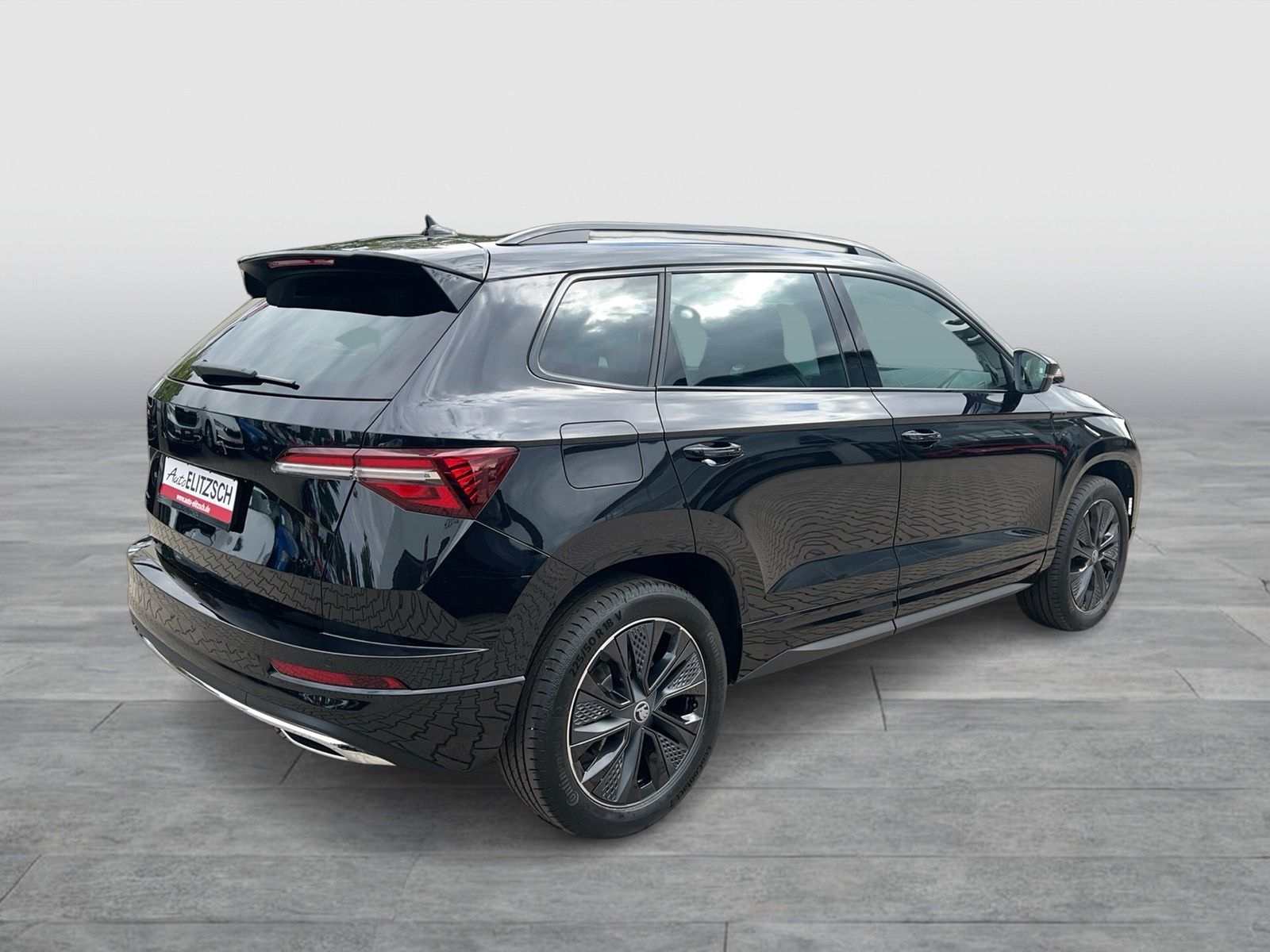 Fahrzeugabbildung SKODA Karoq TSI Sportline 4x4 AHZV MATRIX RFK ACC NSW