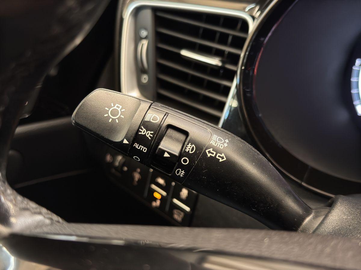 Kia XCEED 1.4T PLATINUM PANO-DACH+NAVI+LEDER+KAMERA+