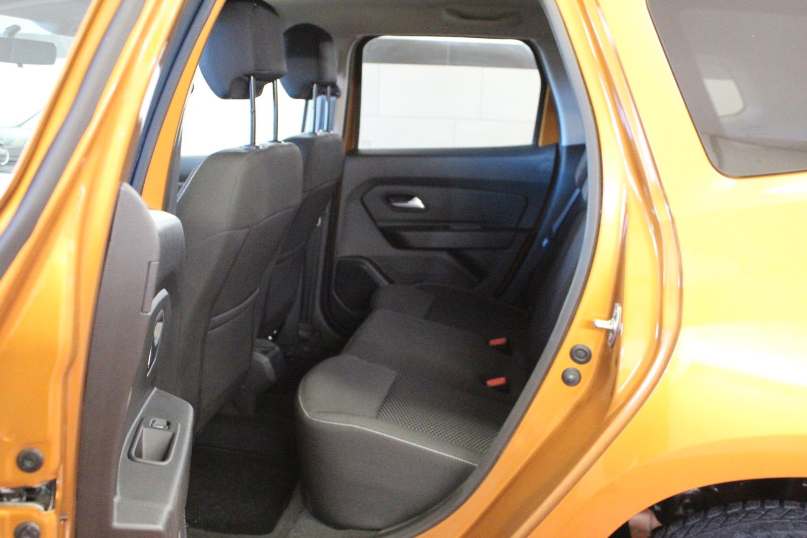 Fahrzeugabbildung Dacia Duster TCe 100 ECO-G LPG Comfort*Allwetter