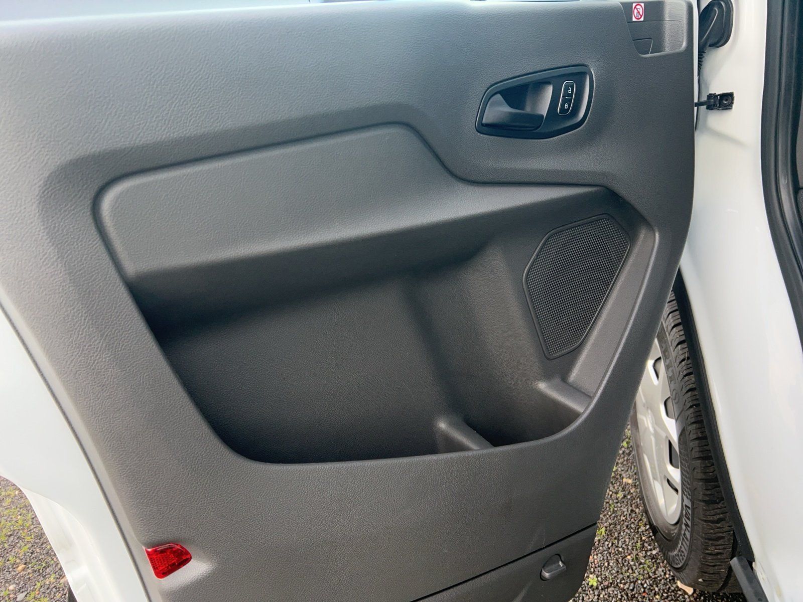 Fahrzeugabbildung Ford Transit Kasten FT 350 2.0 TDCi L4 TRWD PDC/GRA/